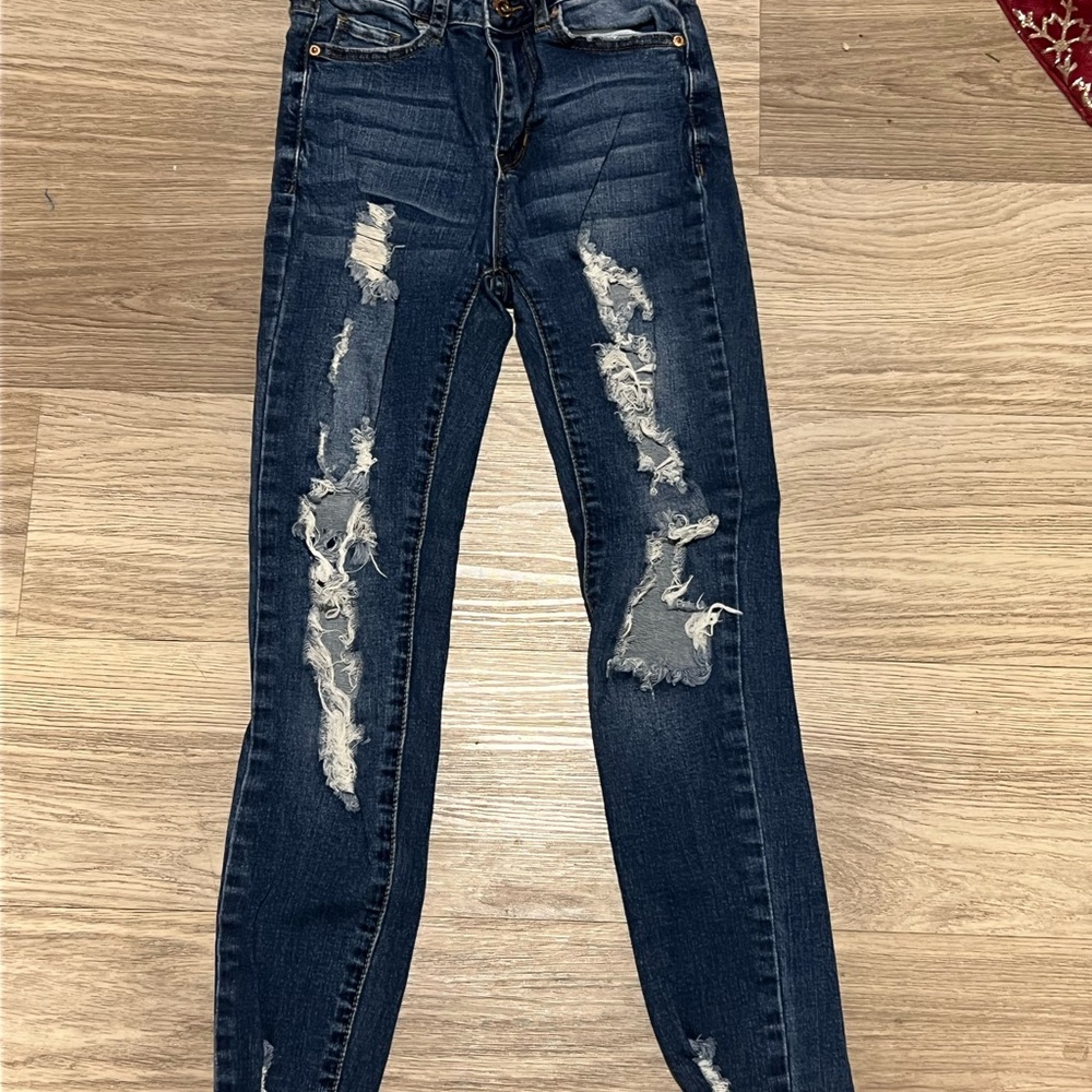Distressed Dark Blue Skinny Jeans